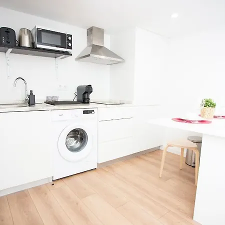 Five House 14b * Oporto